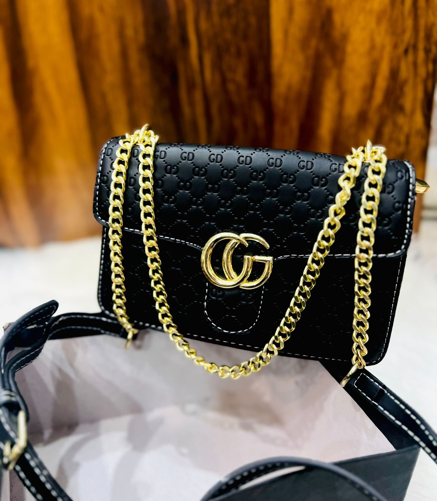 Minimalist Geometric Lock Satchel